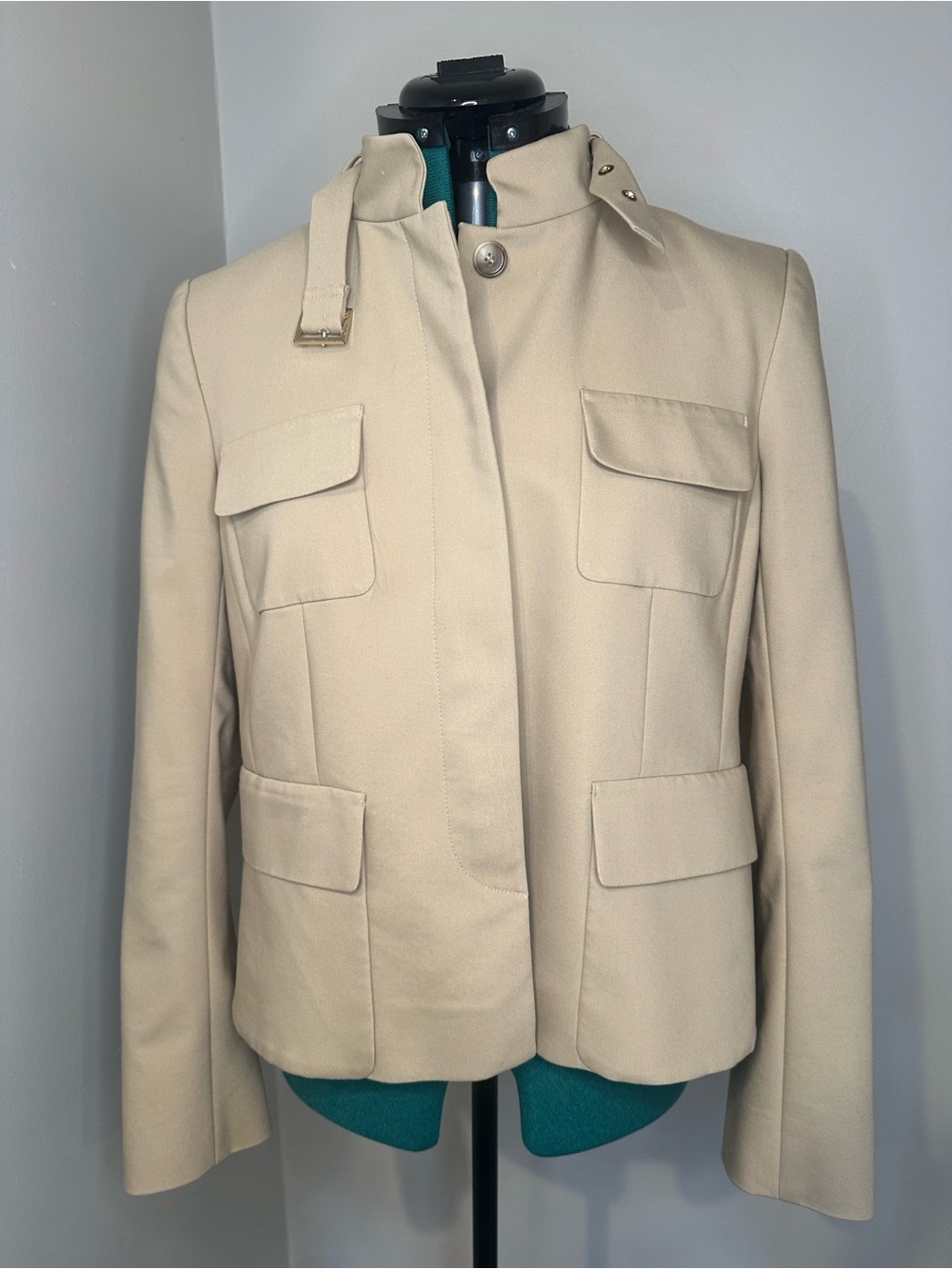 Tailored Cream Utility Jacket with Pocket Flap Details
